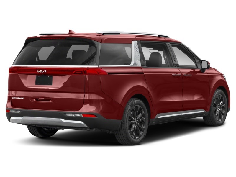 2023 Kia Carnival SX FWD Exterior Shot 2