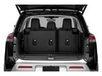 2022 Nissan Pathfinder Platinum 4WD Exterior Shot 4