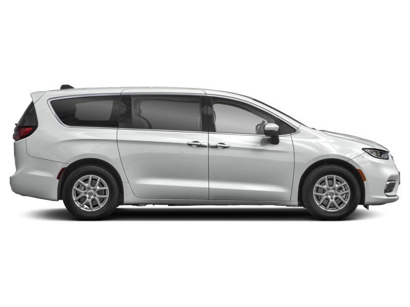 2023 Chrysler Pacifica Touring L FWD Exterior Shot 10