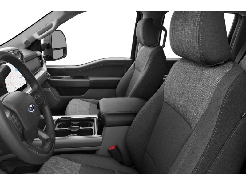 2027 Ford F-250 XLT 4WD Crew Cab 6.75' Box Interior Shot 4