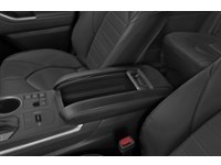 2024 Toyota Highlander XLE AWD Interior Shot 7