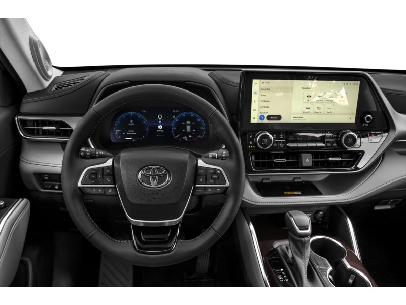 2023 Toyota Highlander Limited AWD Interior Shot 3