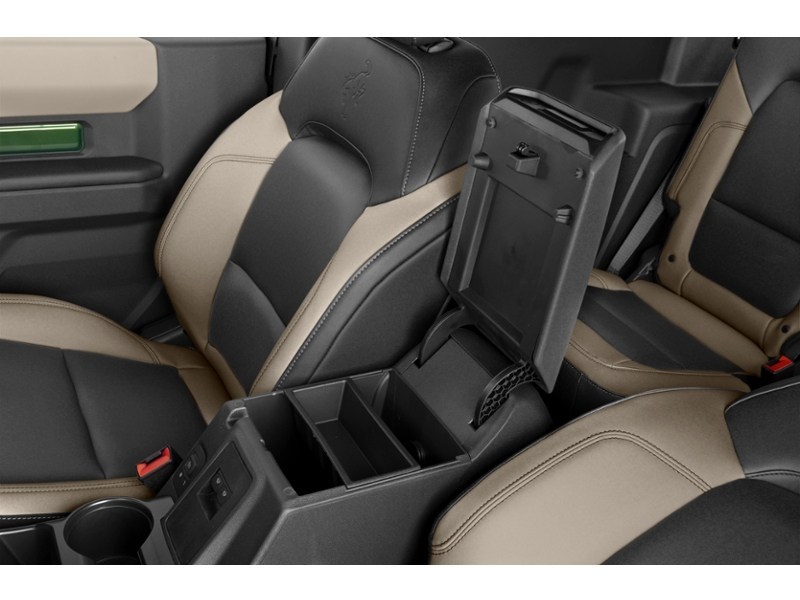 2024 Ford Bronco Big Bend 2 Door 4x4 Interior Shot 7