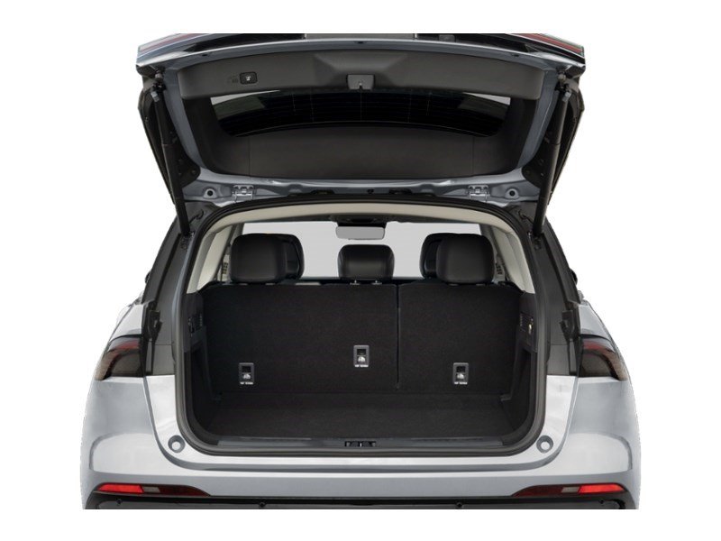2026 Lincoln Nautilus Premiere AWD Exterior Shot 4