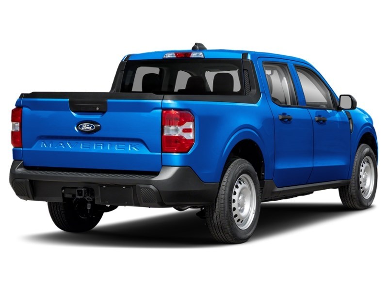 2025 Ford Maverick XL AWD SuperCrew Exterior Shot 2