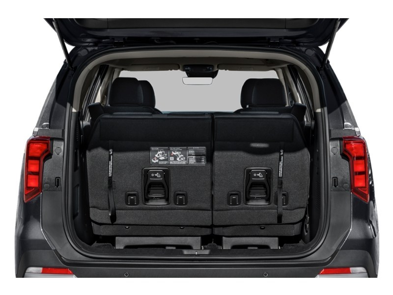2027 Kia Carnival LX FWD Exterior Shot 4