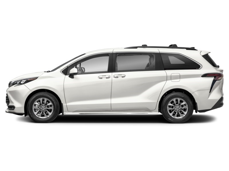 2026 Toyota Sienna LE 8-Passenger AWD Exterior Shot 6