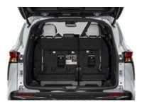 2026 Toyota Sienna XSE 7-Passenger AWD Exterior Shot 4