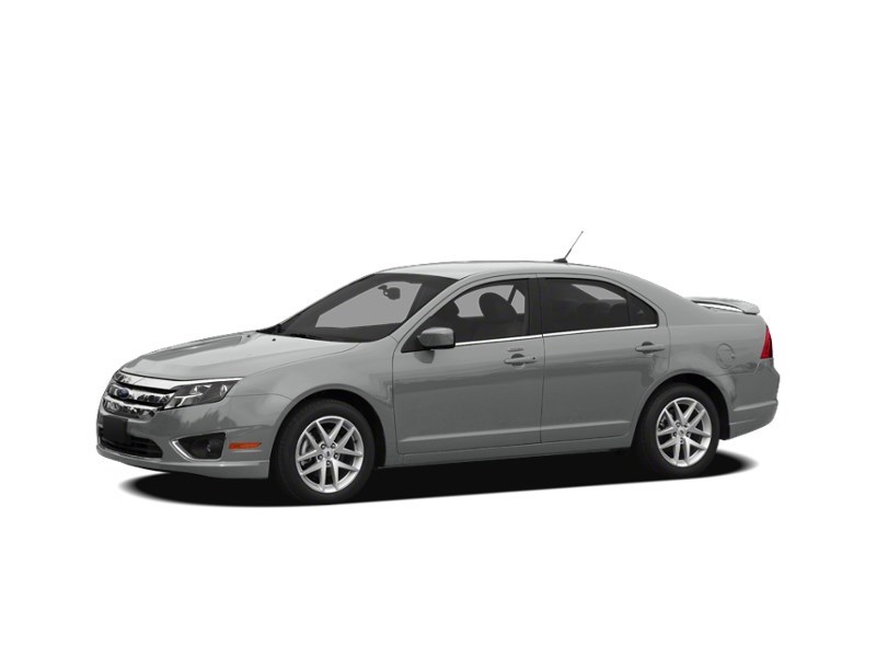2010 Ford Fusion 4dr Sdn I4 SE FWD Brilliant Silver Metallic  Shot 7