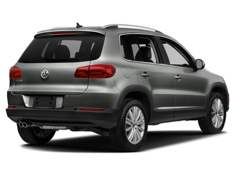 2012 Volkswagen Tiguan 4dr Auto Comfortline 4Motion Pepper Grey Metallic  Shot 2