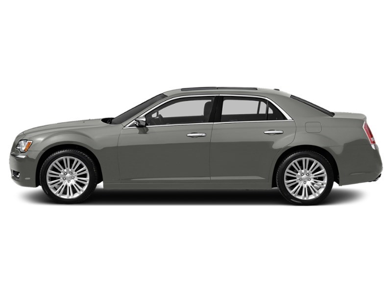 2013 Chrysler 300 4dr Sdn Touring RWD