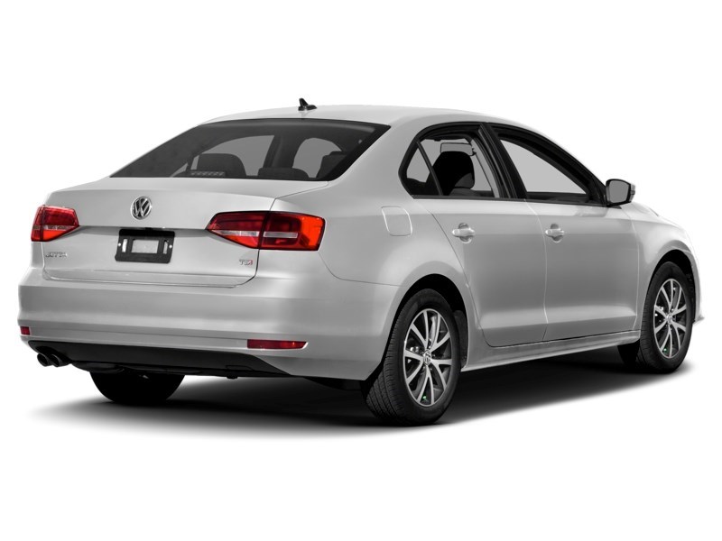 2017 Volkswagen Jetta 4dr 1.4 TSI Auto Wolfsburg Edition White Silver Metallic  Shot 50