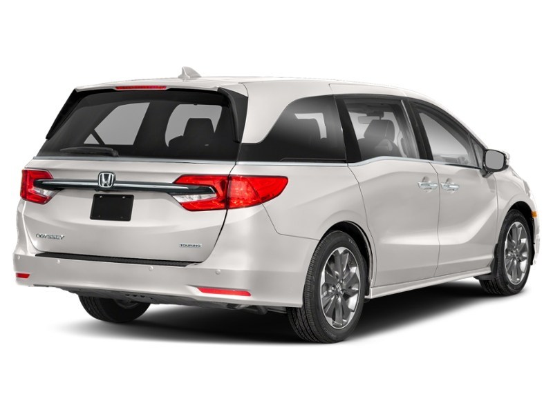 2023 Honda Odyssey Touring Auto Platinum White Pearl  Shot 6