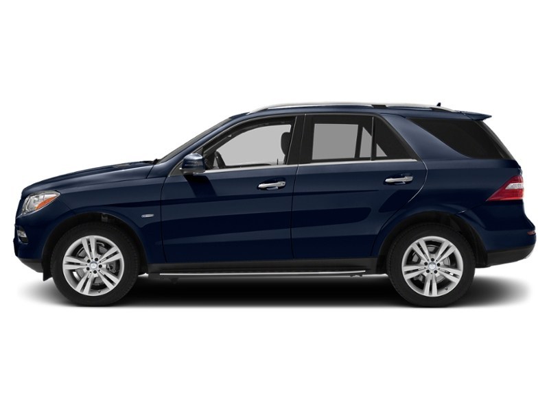 2013 Mercedes-Benz M-Class 4MATIC 4dr ML 350 BlueTEC Cavansite Blue Metallic  Shot 63