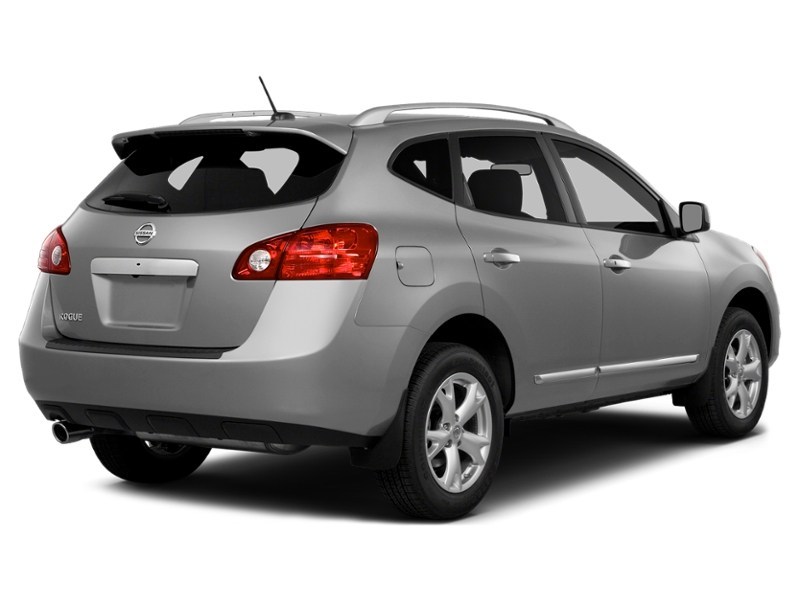2013 Nissan Rogue FWD 4dr SV Brilliant Silver Metallic  Shot 14