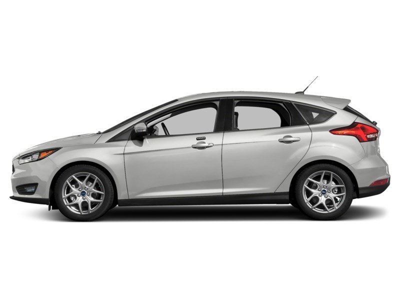 2015 Ford Focus 5dr HB SE Oxford White  Shot 47