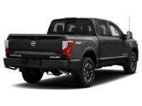 2018 Nissan Titan 4x4 Crew Cab PRO-4X Gun Metallic  Shot 14
