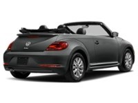 2018 Volkswagen Beetle Trendline Auto Platinum Grey Metallic w/Black Roof  Shot 24