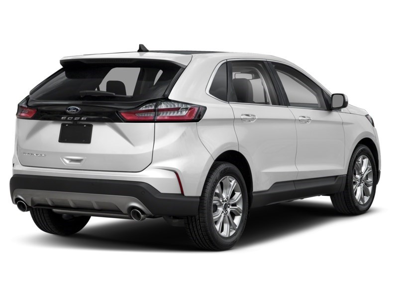 2022 Ford Edge Titanium AWD Star White Metallic Tri-Coat  Shot 12