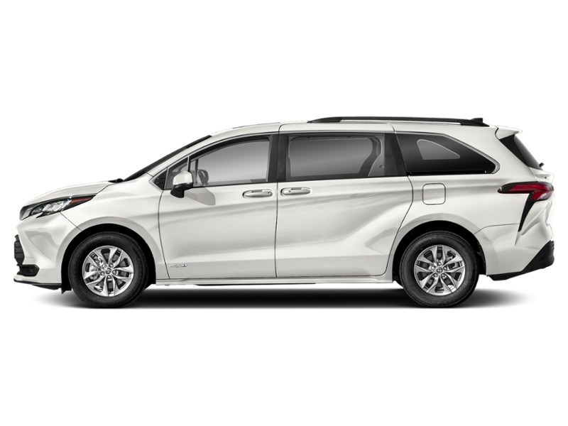 2022 Toyota Sienna LE 8-Passenger FWD