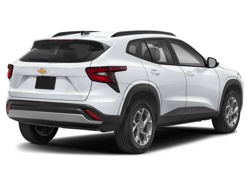 2026 Chevrolet Trax FWD 4dr 1RS Summit White  Shot 2