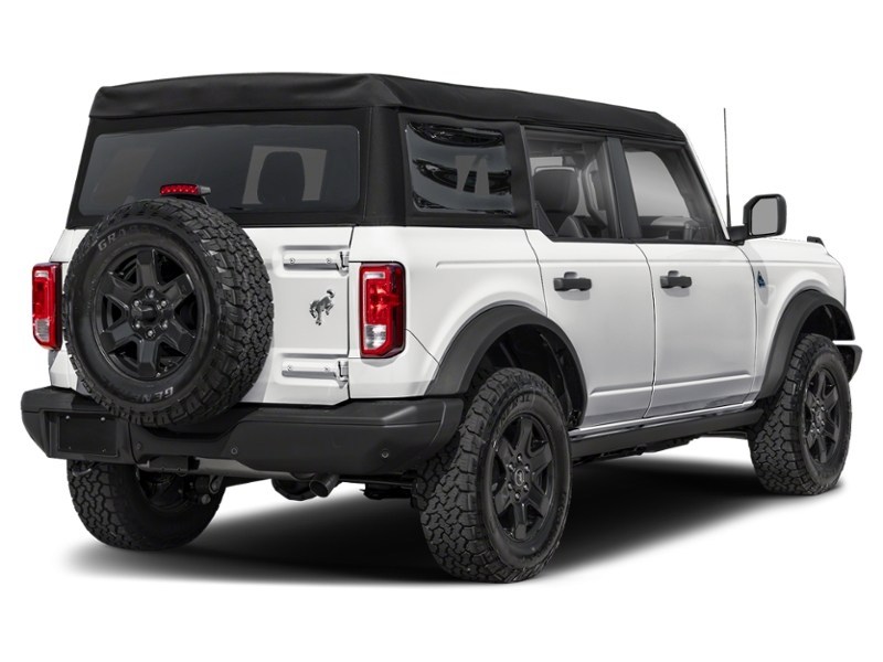 2024 Ford Bronco Black Diamond 4 Door 4x4 Oxford White  Shot 45