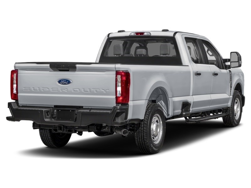 2026 Ford F-250 XL 4WD Crew Cab 6.75' Box Iconic Silver Metallic  Shot 37