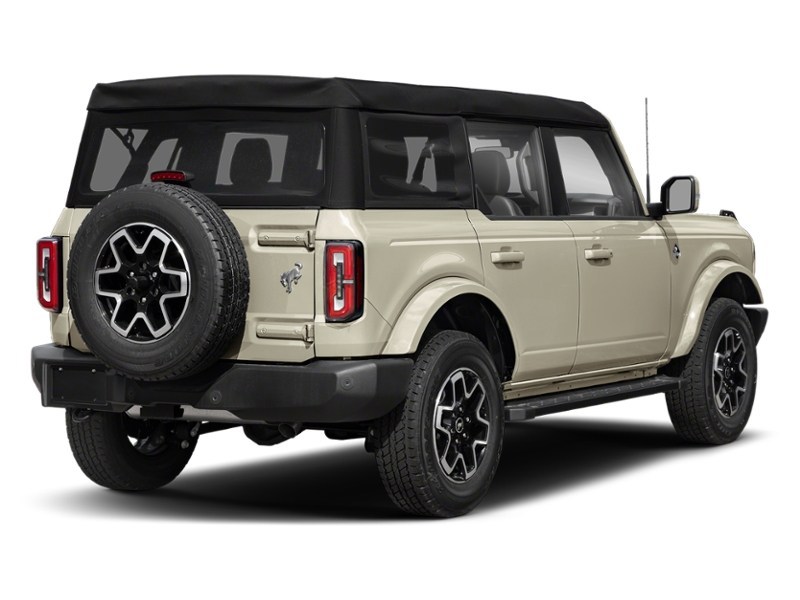 2026 Ford Bronco Outer Banks 4 Door 4x4 Desert Sand  Shot 6