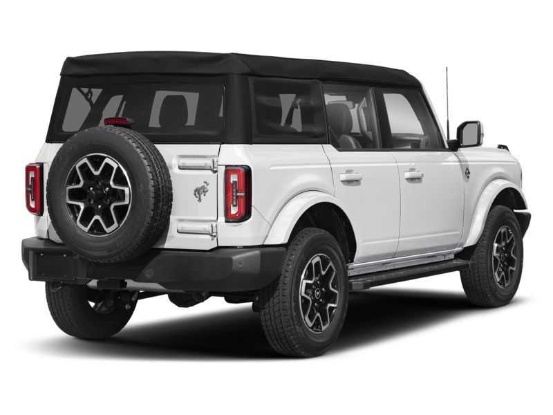 2026 Ford Bronco Outer Banks 4 Door 4x4 Oxford White  Shot 6
